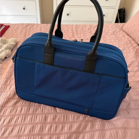 Nomad Lane Blue Travel Bag - Picture 2 of 10